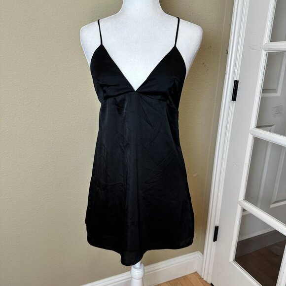 SOLARIS STYLE Classic Strappy Satiny Little Black Dress Size Small - Picture 2 of 9